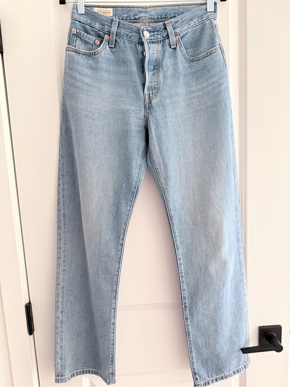 Levi’s Premium 501 90’s Jeans women W25L30 Light wash button fly denim